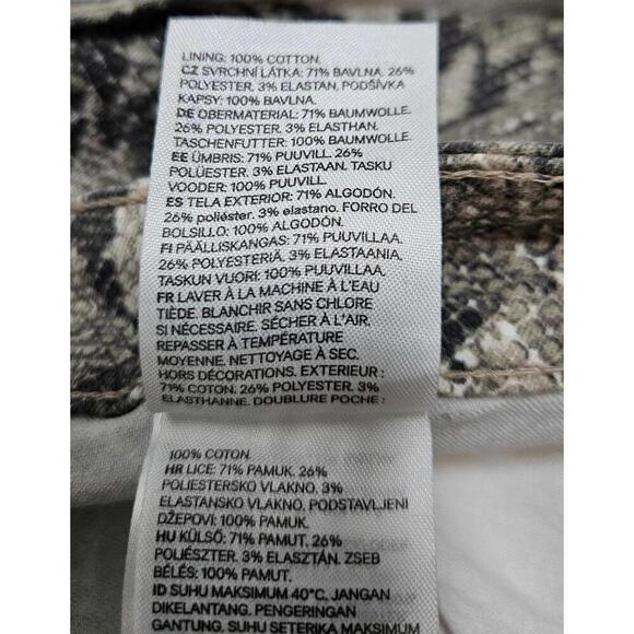 H&M Women's Snake Print Denim Jeans Pants Size 12 - Picture 4 of 10